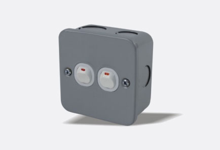 /TH8102 metal clad switch